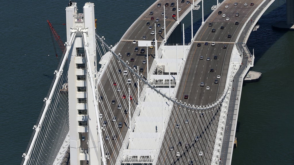 Suspects aged 19, 15 arrested in September Bay Bridge shooting — CBS Bay Area (KPIX), Burlingame Community news