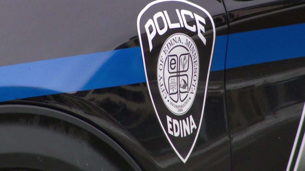 Large police presence in Edina on York Avenue South, city officials say β WCCO / CBS Minnesota, Burlingame Health news