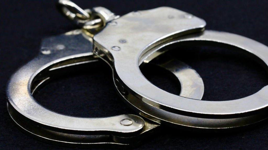 2 San José police officers arrested, accused of tampering with evidence — Burlingame Community news