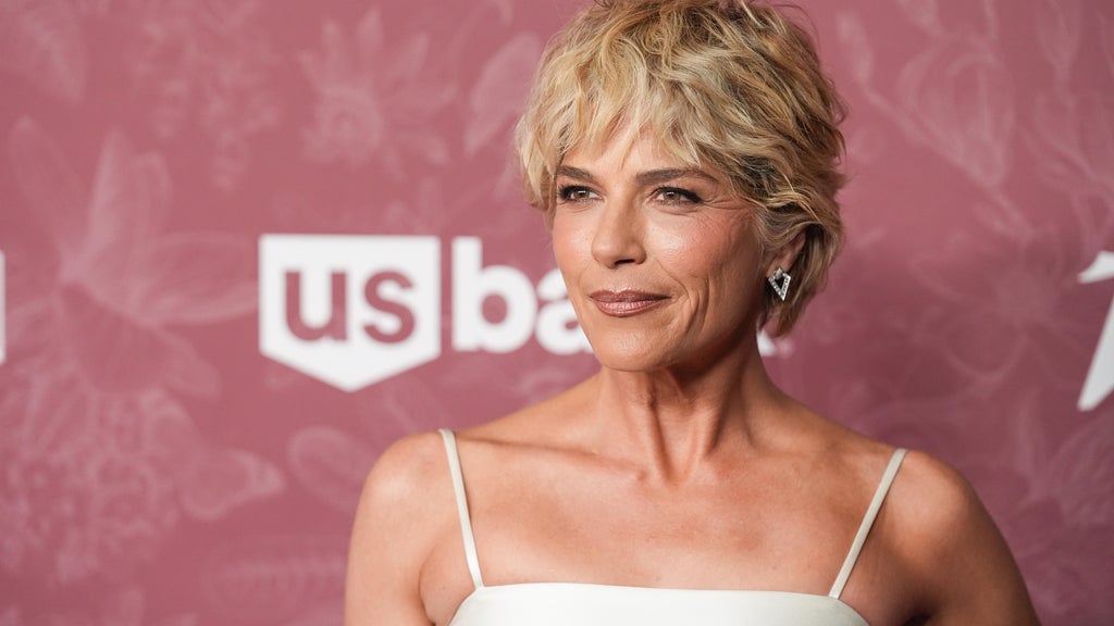 Actress Selma Blair arraigned following arrest for incident related to flight from LAX to JFK — CBS Bay Area (KPIX), Burlingame Health news