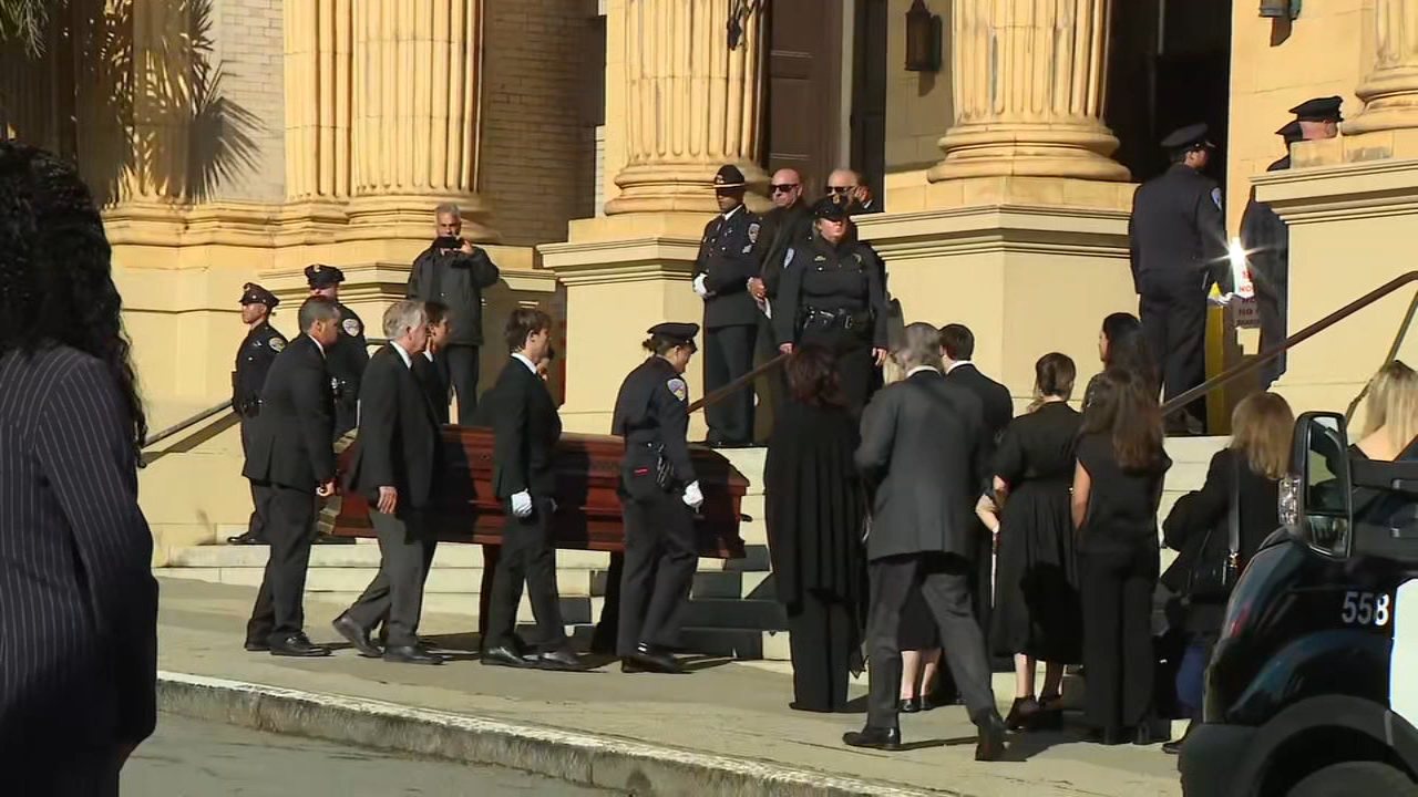 Funeral held for former SFPD Deputy Chief Ann Mannix, daughter Katie at St. Ignatius Church
       — ABC 7 Bay Area