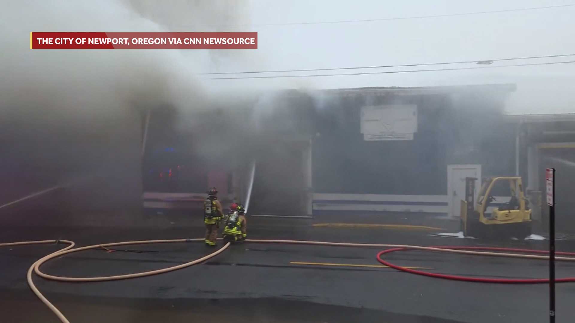 Possible ammonia contamination prompts evacuations after Oregon seafood plant fire, officials say — WESH 2 Orlando, Burlingame Schools news