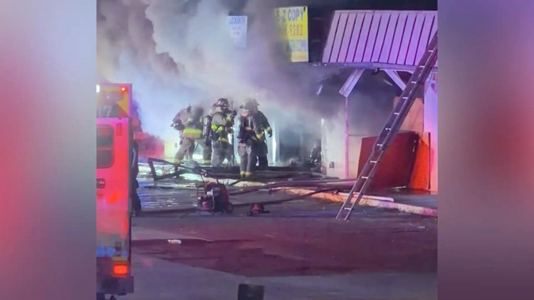 Fire ravages abandoned San Antonio strip center amid upcoming construction plans — KENS 5 (San Antonio), Burlingame Business news