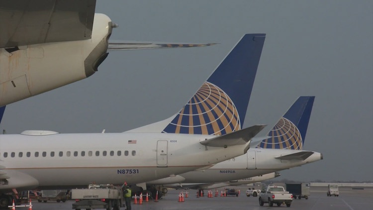 United flight from Grand Cayman to Houston declares emergency, lands safely — KENS 5 (San Antonio), Burlingame Community news