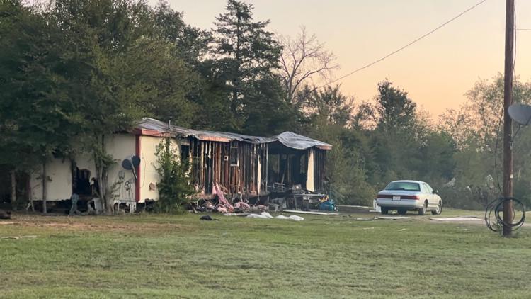 Mother, 4 children die in devastating Van Zandt County house fire, officials say — WFAA (Dallas-Fort Worth), Burlingame Community news