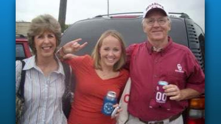 OU superfan Dudley Patterson marks 79th consecutive Red River Rivalry game — WFAA (Dallas-Fort Worth), Burlingame Sports news