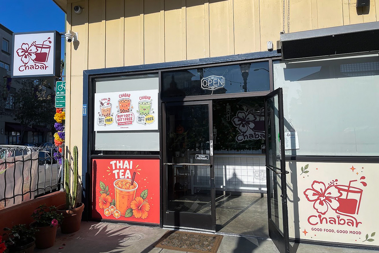 Asian comfort food comes to Fruitvale Public Market, plus new taco and Vietnamese options hit Oakland — The Oaklandside, Burlingame Dining news