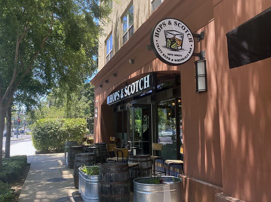 Walnut Creek watering hole shutters — Burlingame Dining news
