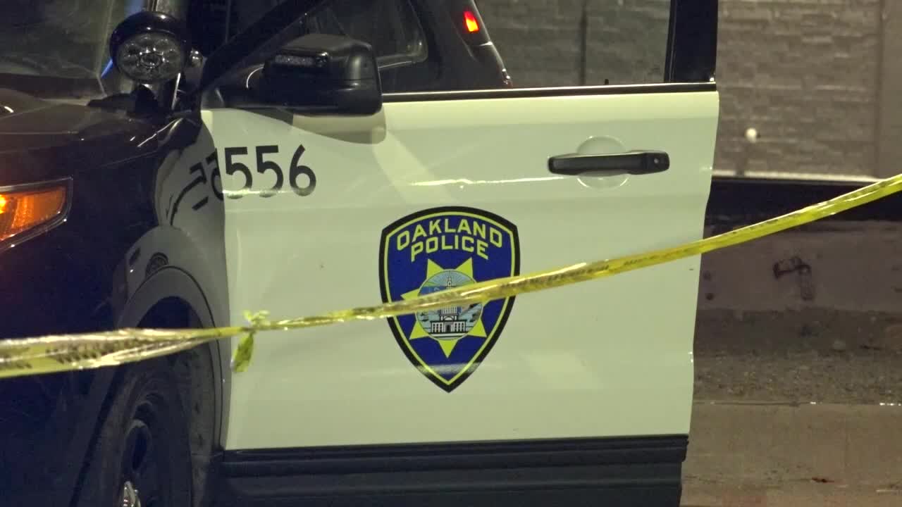 Reality TV personality "Kash" killed in downtown Oakland shooting, woman arrested — KTVU FOX 2 Bay Area, Burlingame Business news