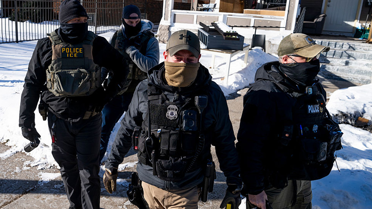 DOJ sues Denver over ordinance banning masks for federal law enforcement officers — KTVU FOX 2 Bay Area, Burlingame Government news