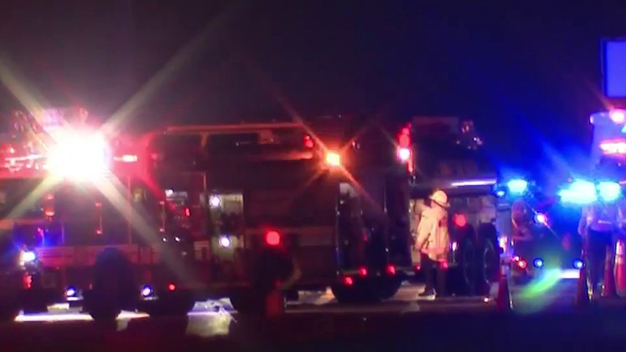 Florida Turnpike crash kills 6, including 3 siblings headed to Halloween Horror Nights — Burlingame Community news