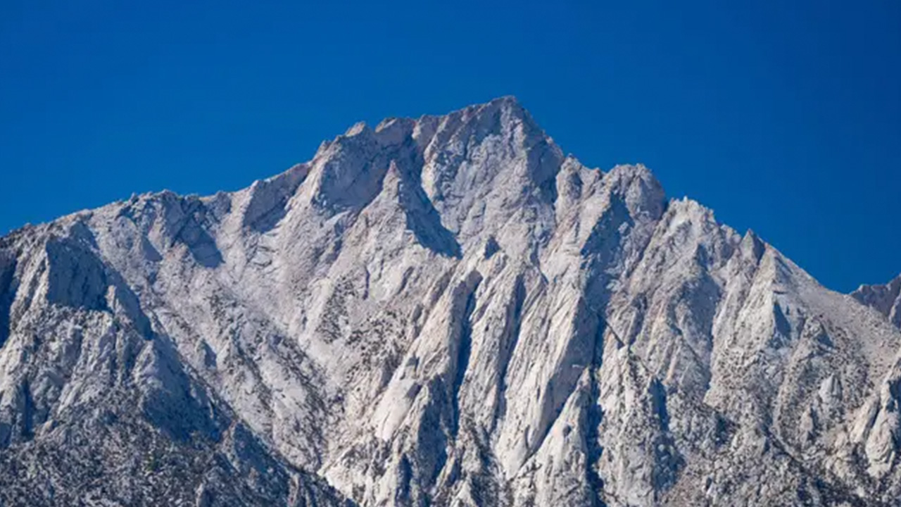Body of missing hiker recovered from tallest mountain in Lower 48 after storms stall efforts — Burlingame Sports news