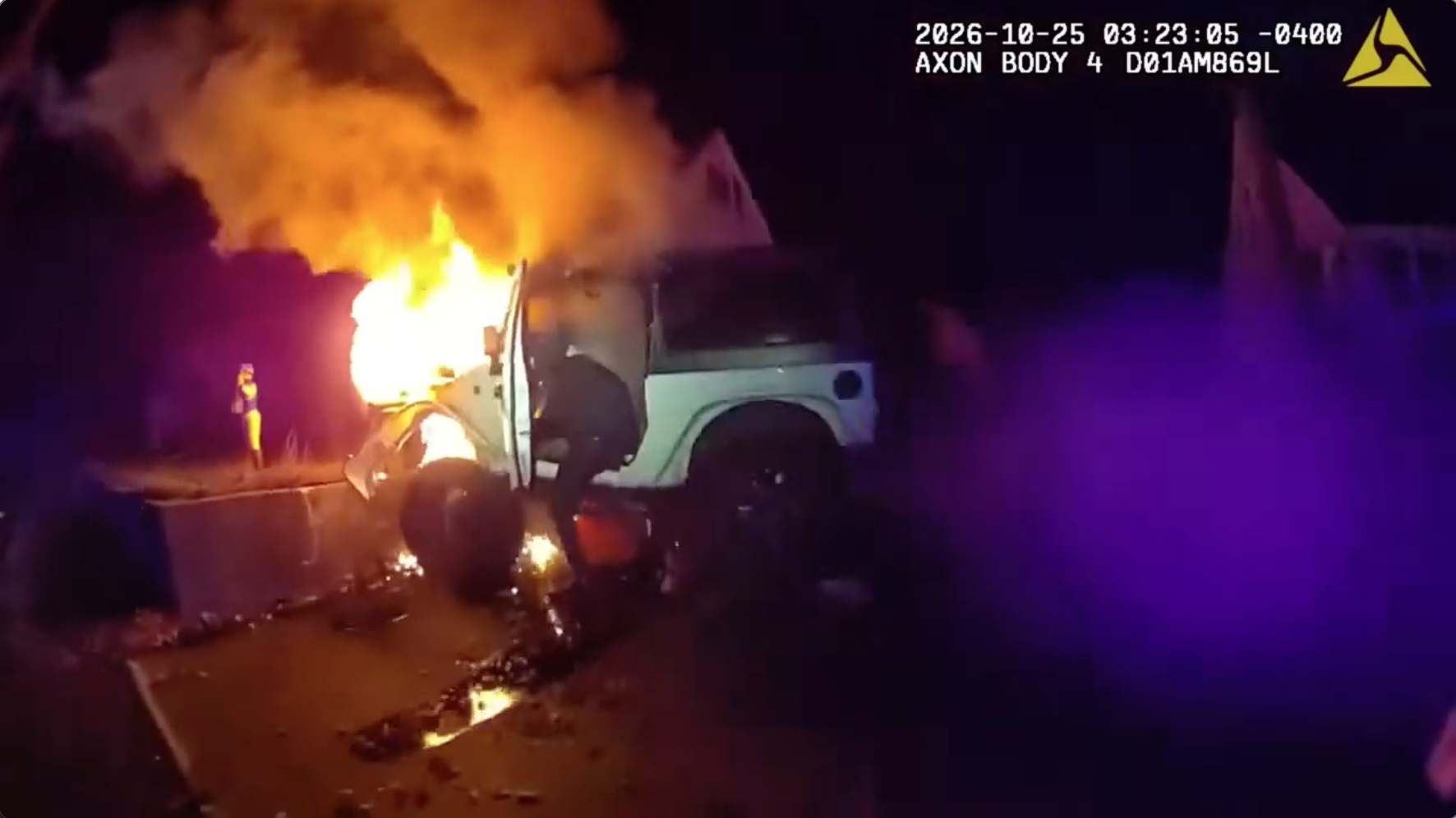 Bodycam video shows police rescuing man from burning Jeep after crash; driver facing multiple charges — KTVU FOX 2 Bay Area, Burlingame Community news
